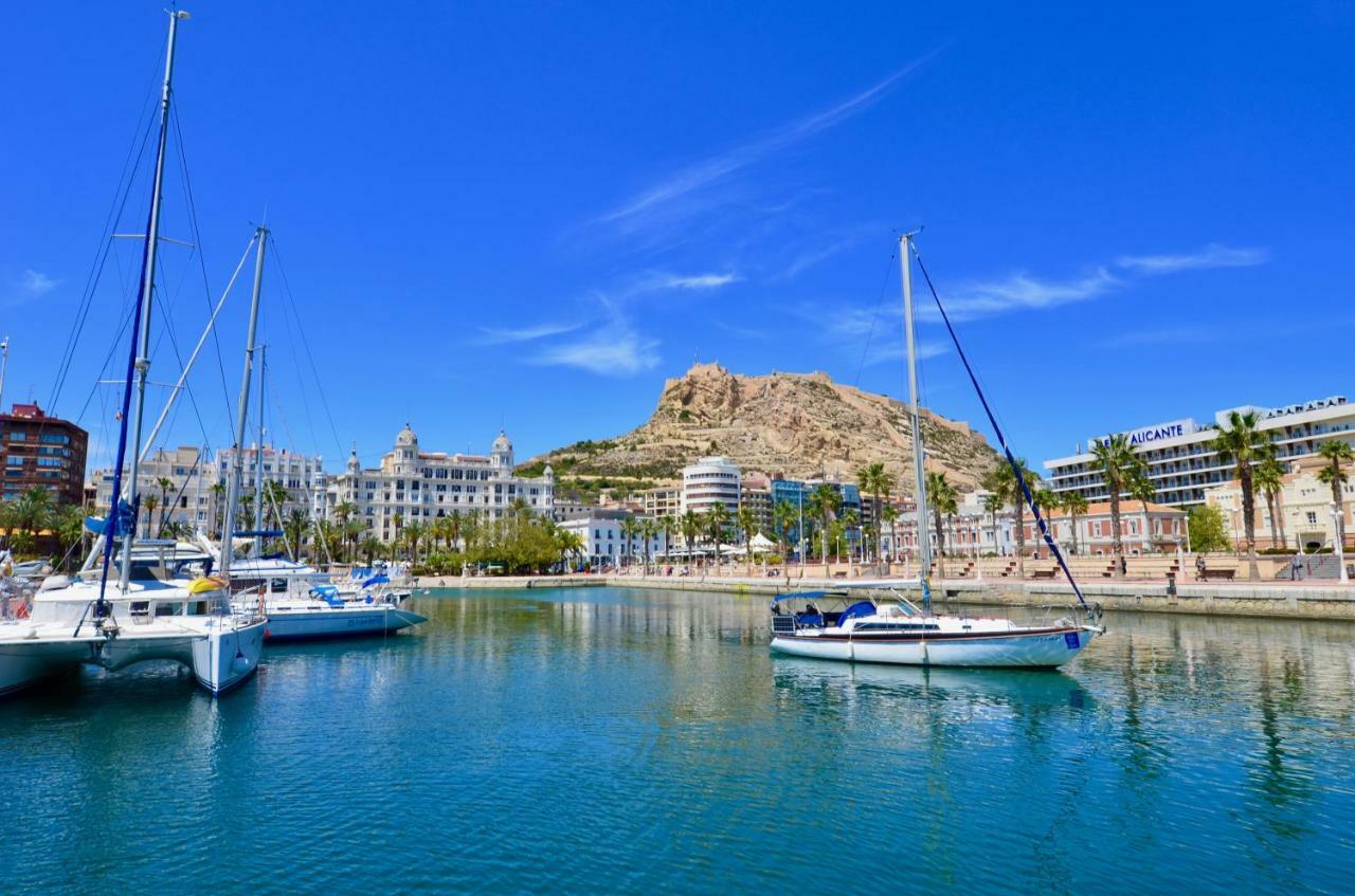Playa Postiguet Penthouse By Nras Apartment Alicante Ngoại thất bức ảnh